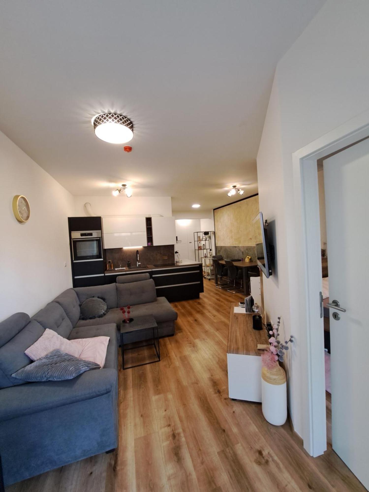 Stunning New Apartment With Free Parking Near City Centre Ljubljana Eksteriør bilde